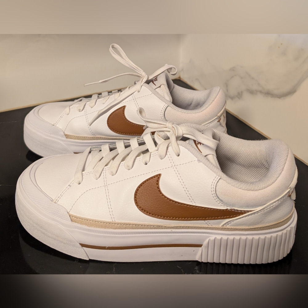 Nike Court Legacy Lift Platform Sneakers Size 8 MSRP $94.55 - Picture 5 of 10